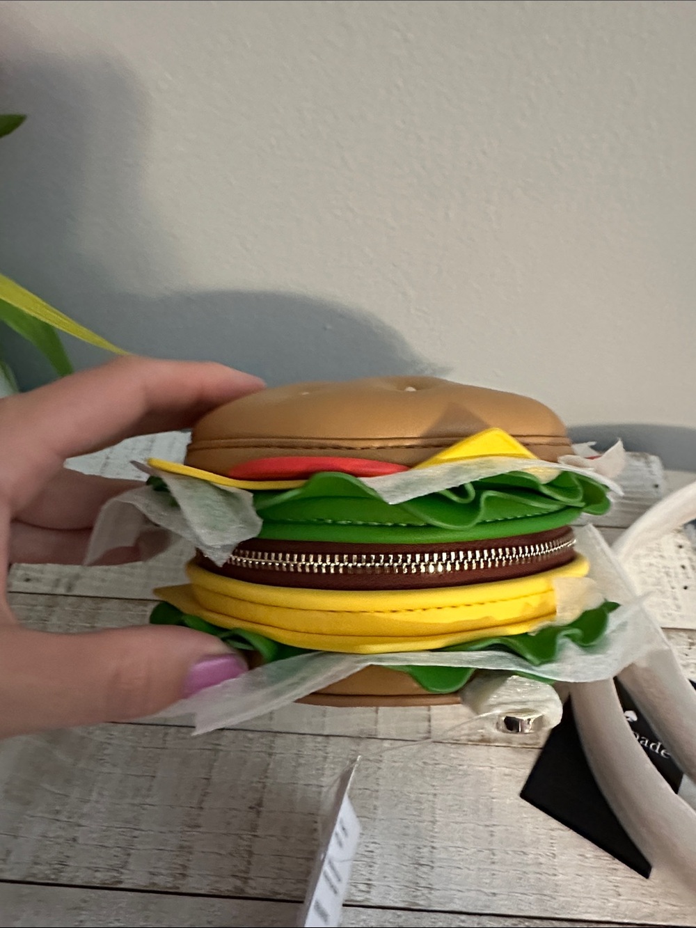 Nwt Kate spade snack bar cheeseburger 3d crossbody bag - Picture 6 of 11